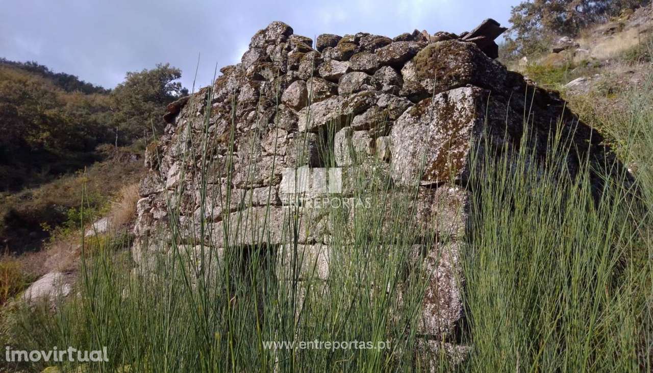 Venda de Terreno com construção em Pedra, Valadares, Baião - Grande imagem: 4/29