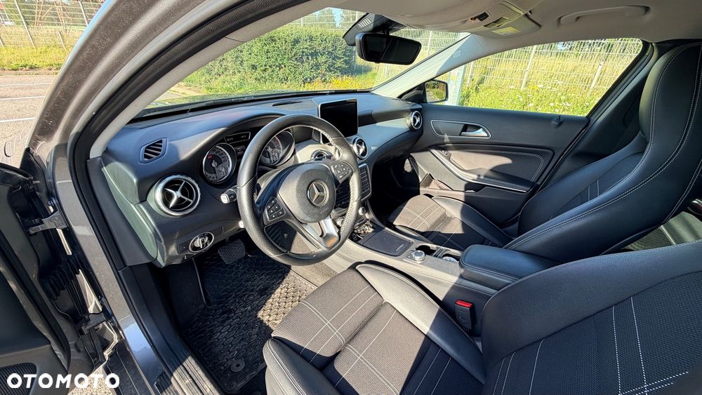 Mercedes-Benz GLA 250 4-Matic - 5