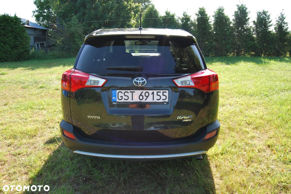 Toyota RAV4 2.2 D-4D Premium - 11