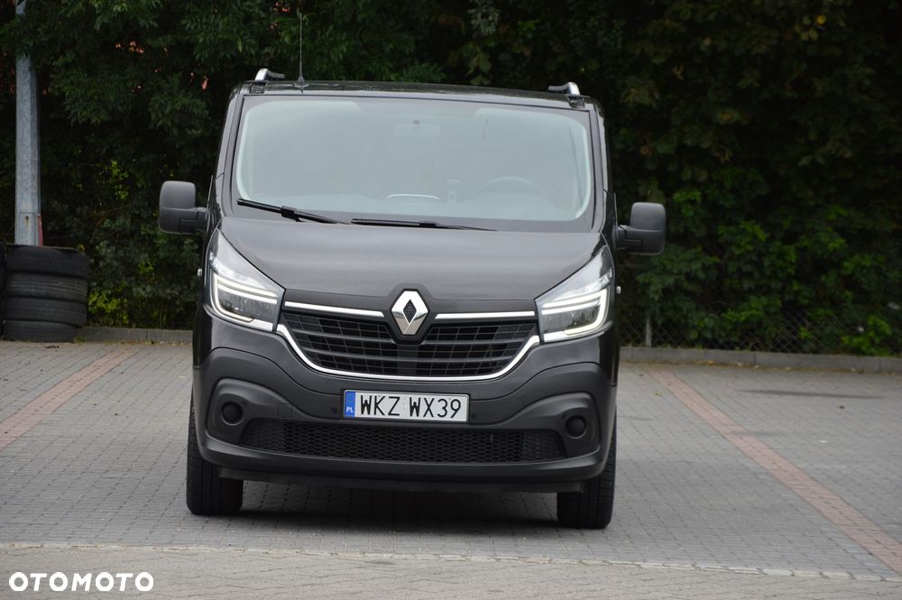 Renault Trafic Grand 2.0 dCi EDC - 9
