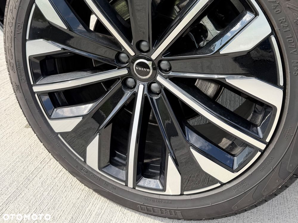 Volvo XC 90 - 7