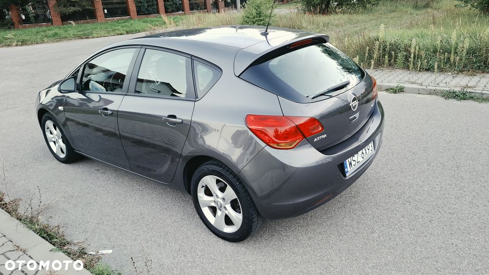 Opel Astra - 7