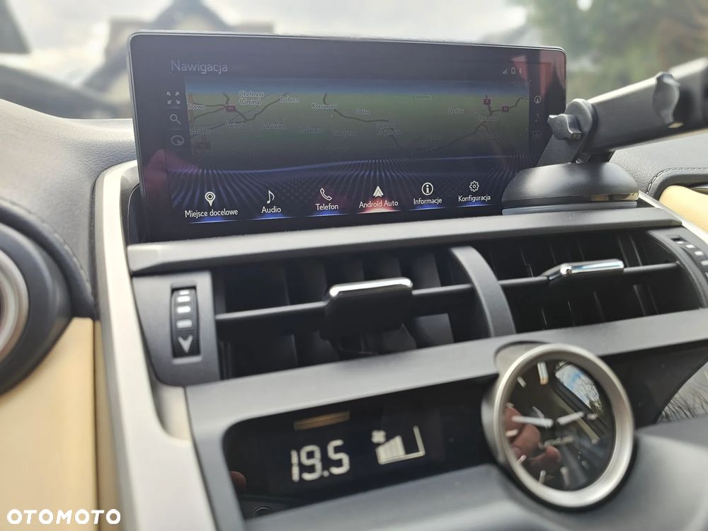 Lexus NX 300 Comfort AWD - 22