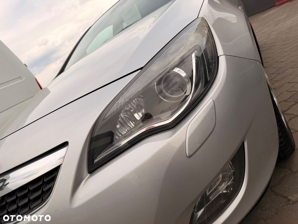 Opel Astra 2.0 CDTI DPF Innovation - 25