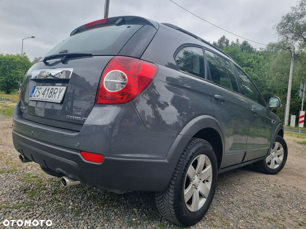 Chevrolet Captiva 2.4 2WD LT - 10