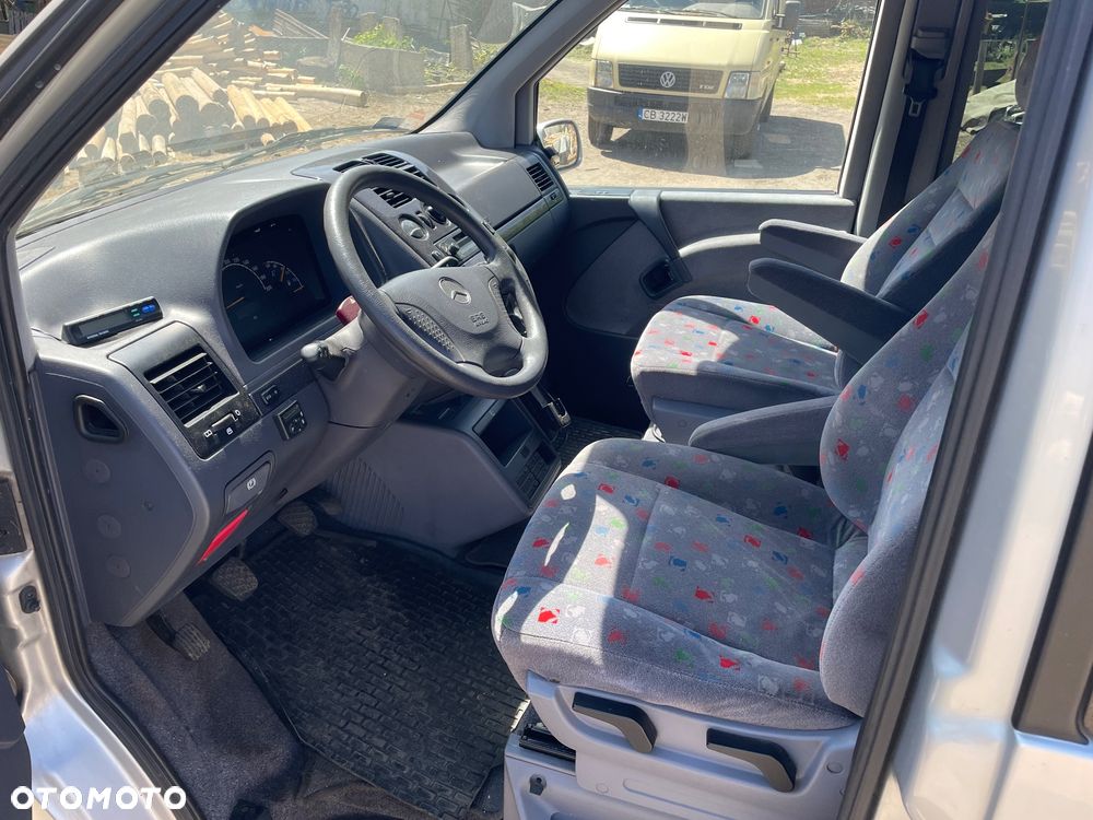 Mercedes-Benz Klasa V 220 CDI Fashion - 8