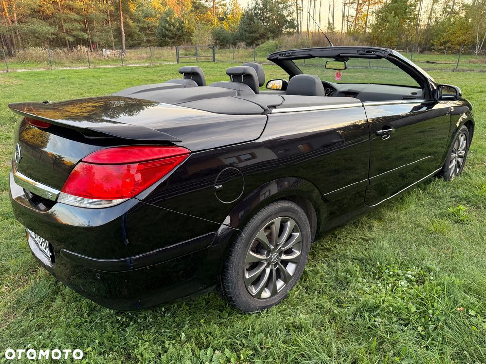 Opel Astra 1.8 Cosmo - 17