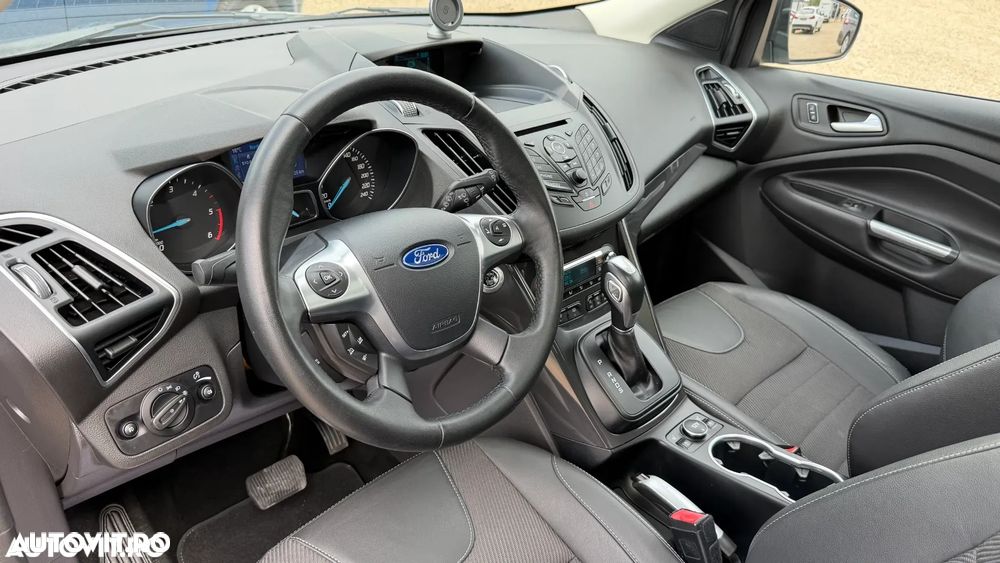 Ford Kuga 2.0 TDCi 4WD Powershift Titanium - 7