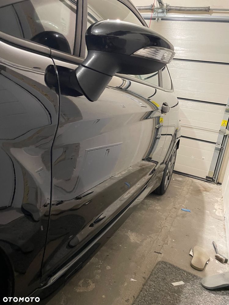 Ford Fiesta 1.6 EcoBoost ST - 27