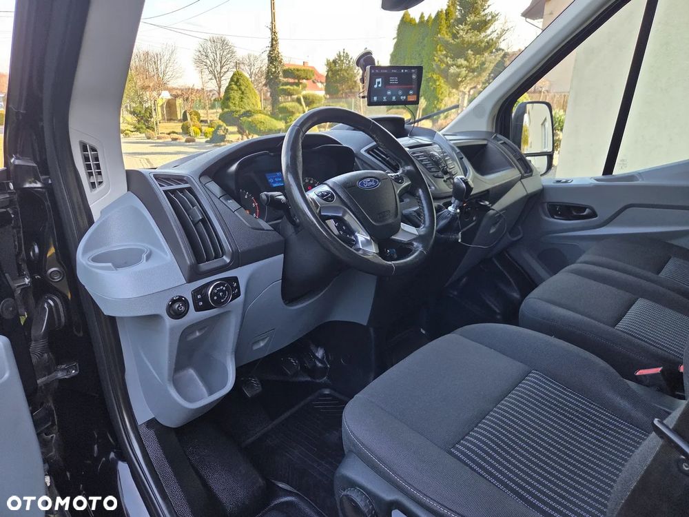 Ford Transit - 18
