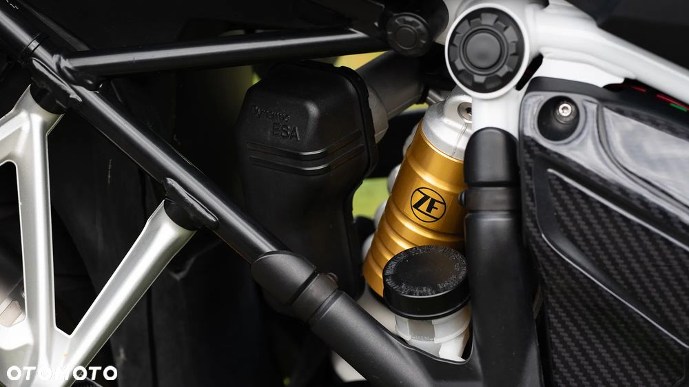 BMW R - 7