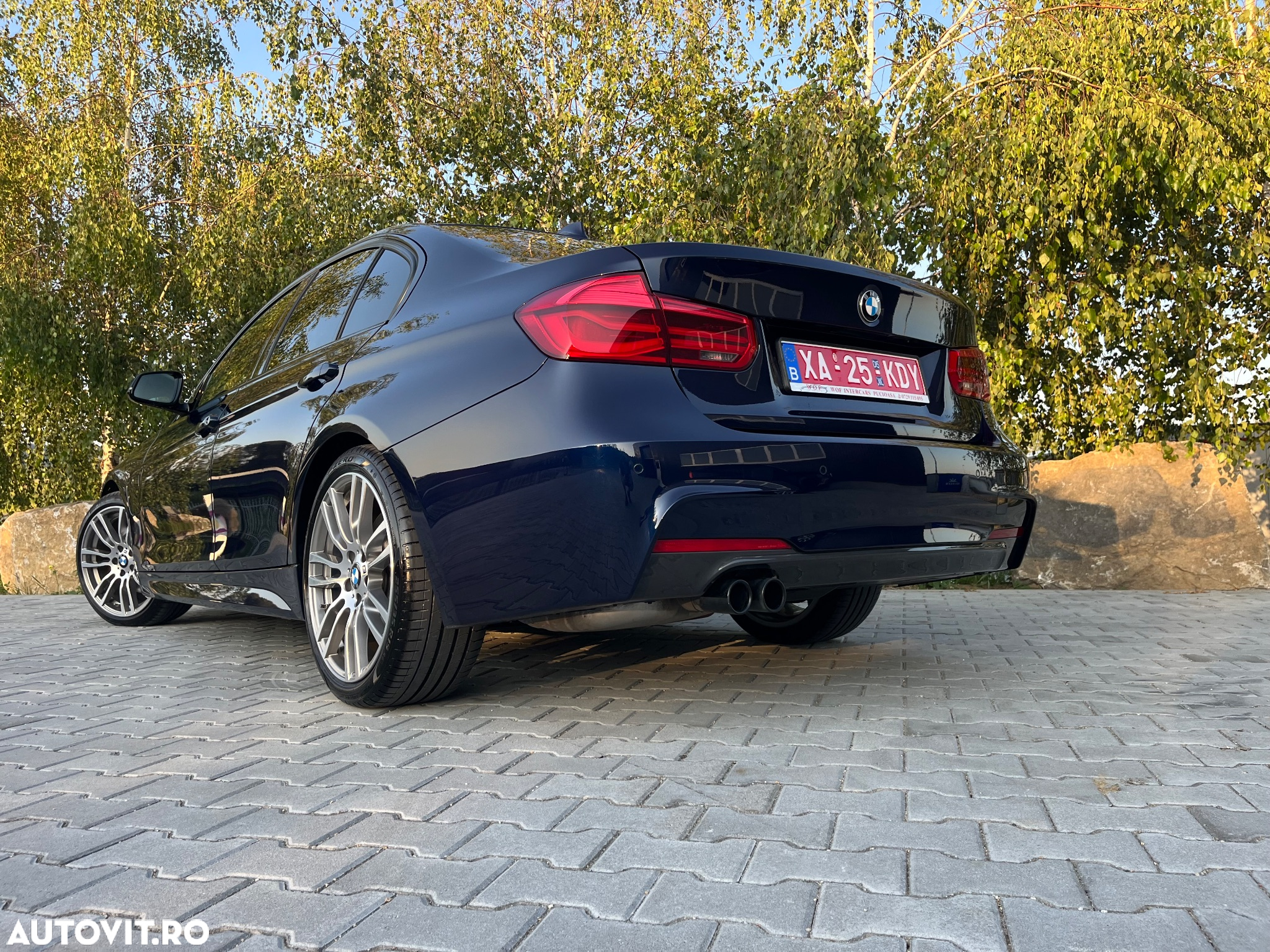 BMW Seria 3 330e iPerformance M Sport - 40
