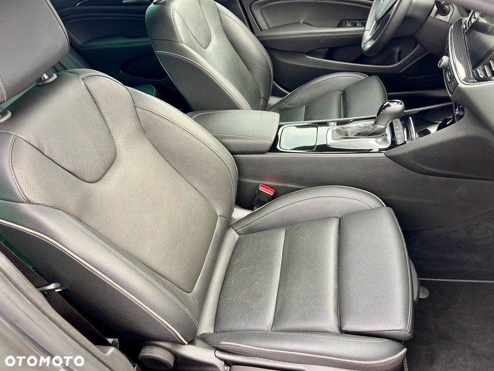 Opel Insignia Grand Sport 1.6 Diesel Automatik Business Innovation - 27