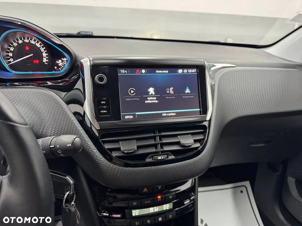 Peugeot 2008 BlueHDi FAP 120 STOP & START EAT6 Allure - 20