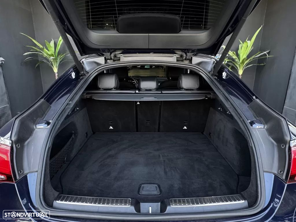 Mercedes-Benz GLC 300 e Coupé 4Matic - 42