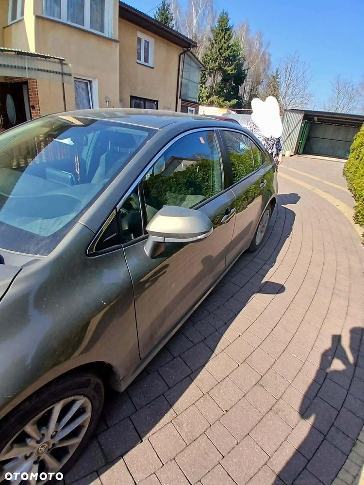 Toyota Corolla - 3