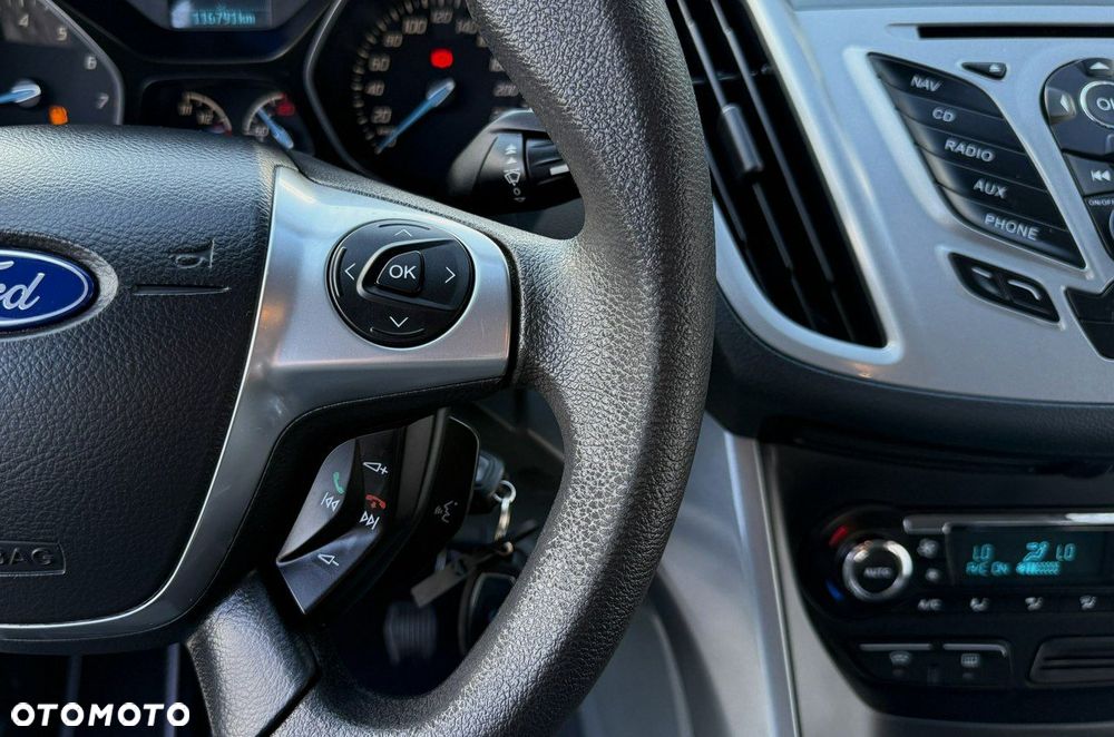 Ford C-MAX 1.6 Ti-VCT SYNC Edition - 29
