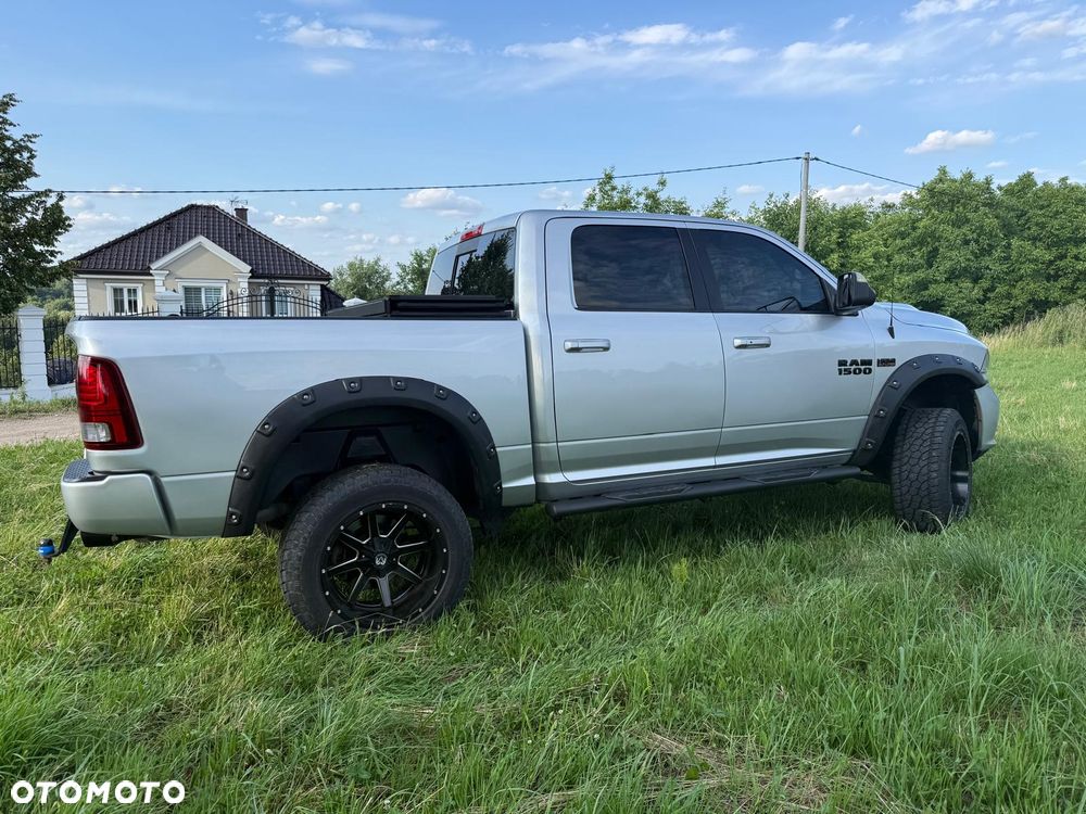 RAM 1500 Crew Cab Sport - 7
