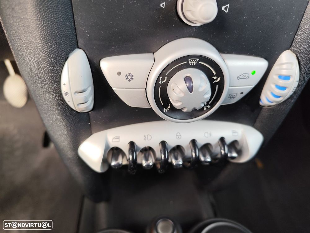 MINI 3 Portas One 1.4 - 15