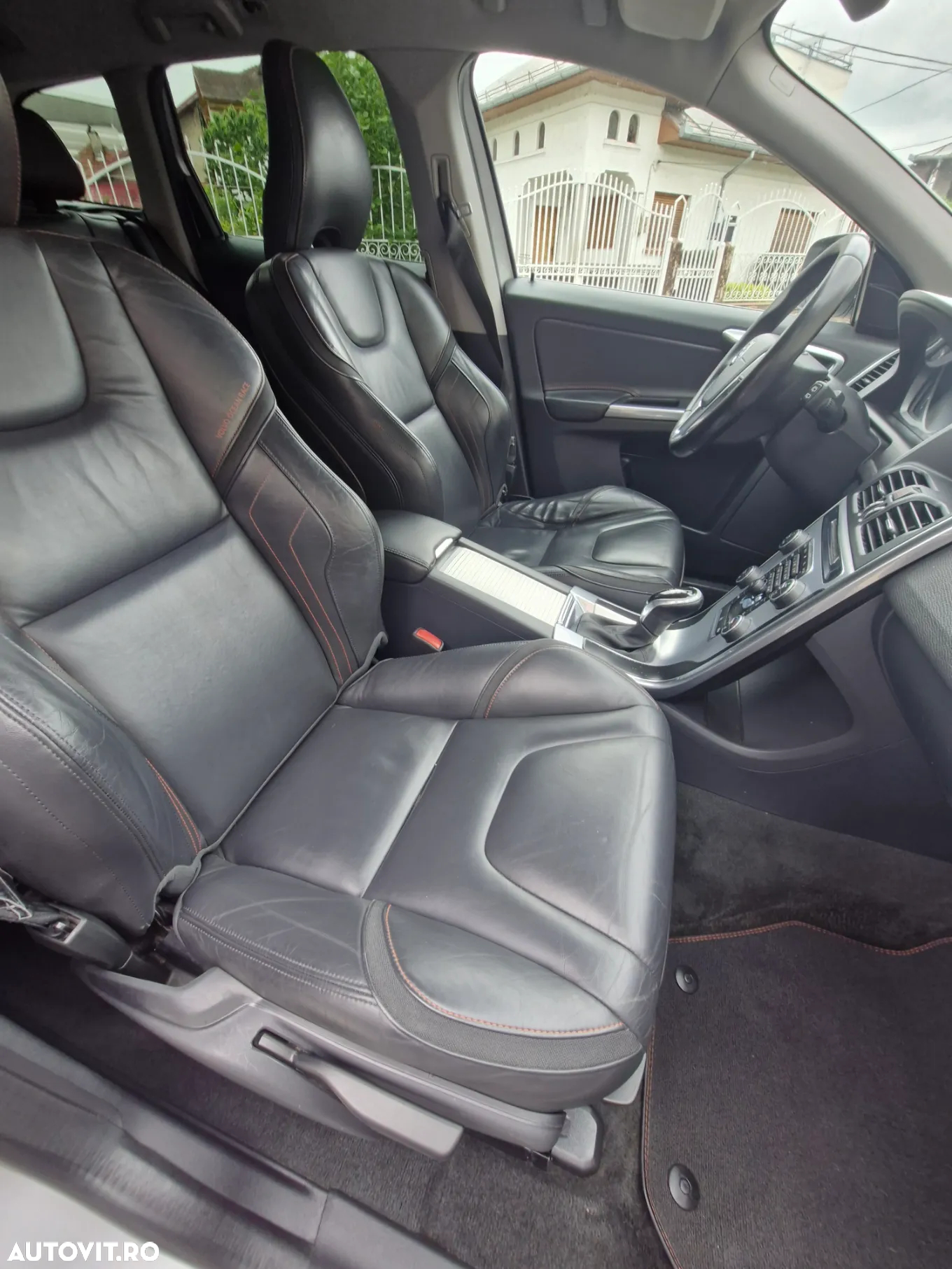 Volvo XC 60 - 16