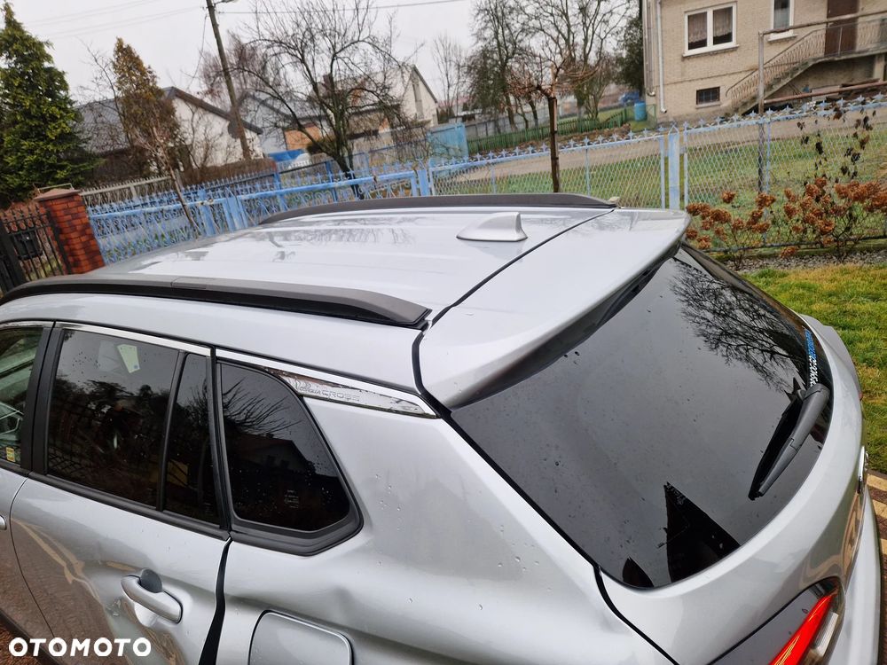 Toyota Corolla Cross 2.0 Hybrid Style - 13