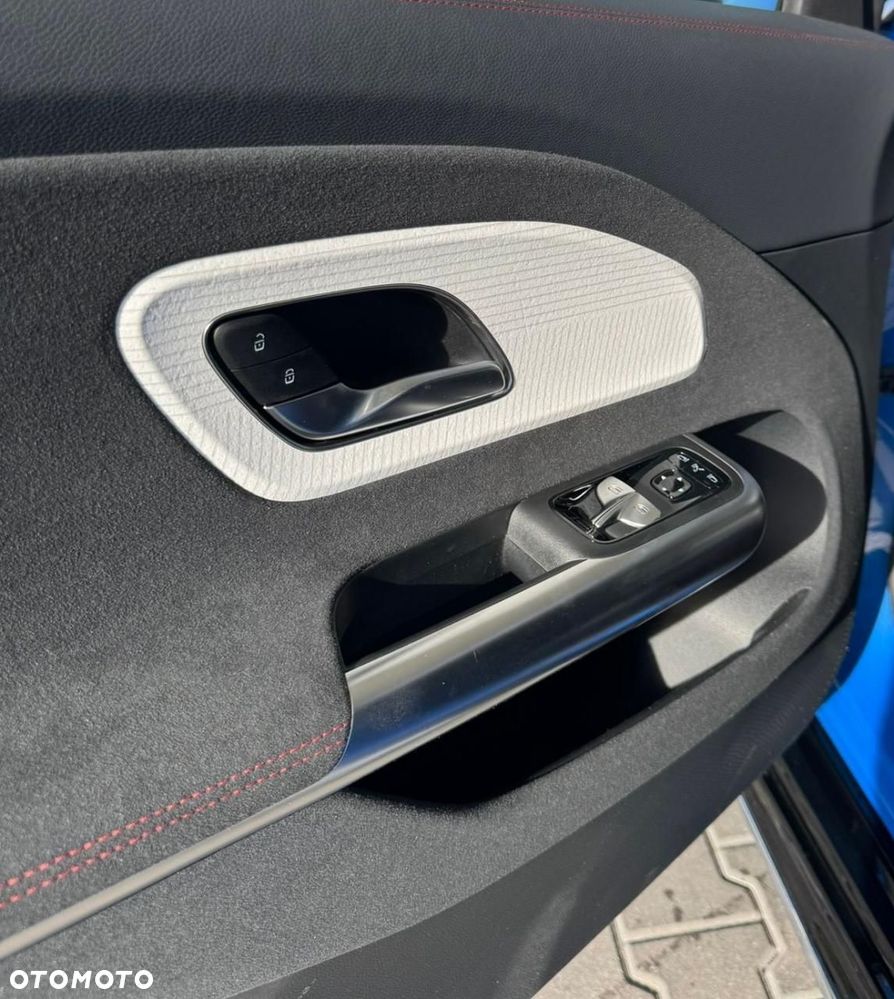 Mercedes-Benz CLA - 8