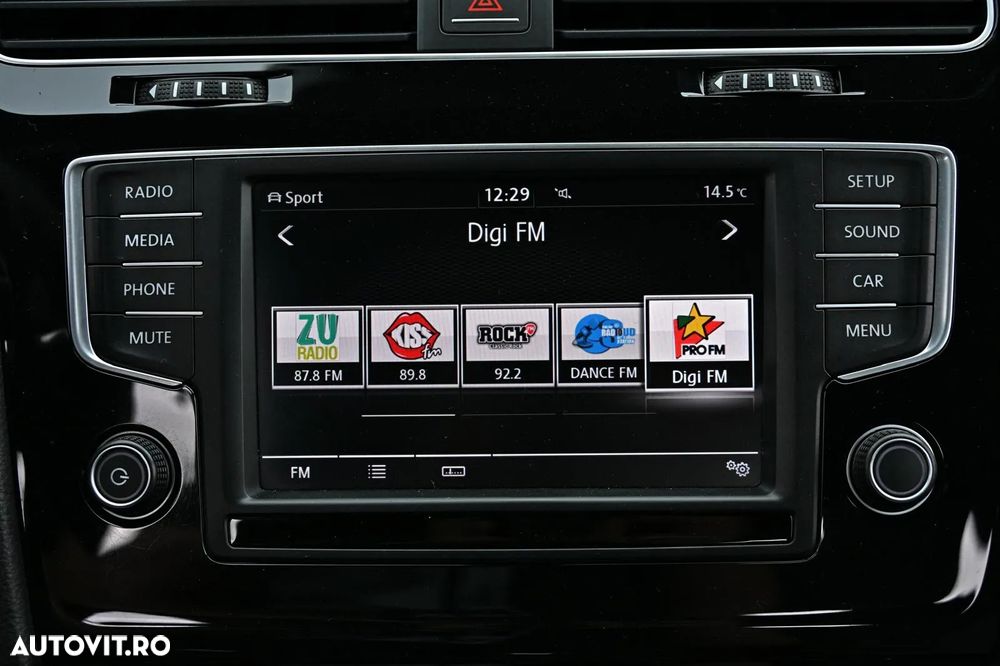 Volkswagen Golf 1.4 TSI DSG Highline - 30