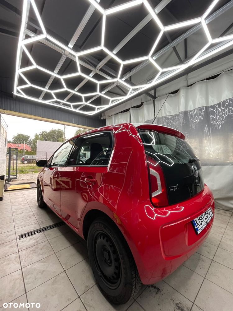 Volkswagen up! Standard - 13