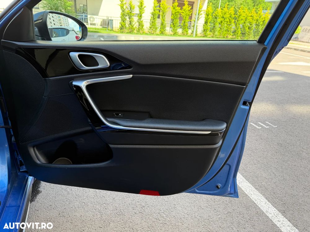 Kia Ceed 1.4 T-GDI 7DCT GT Line - 28