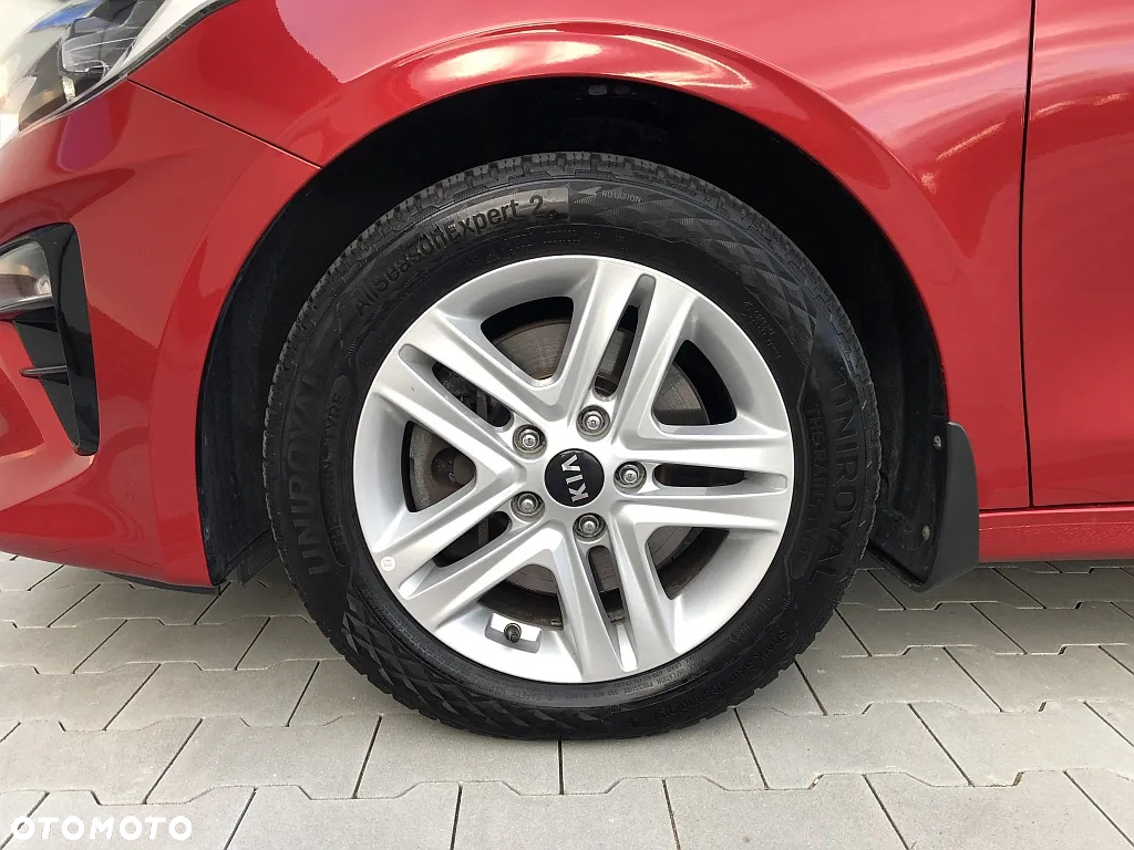 Kia Ceed 1.6 CRDi SCR L - 28