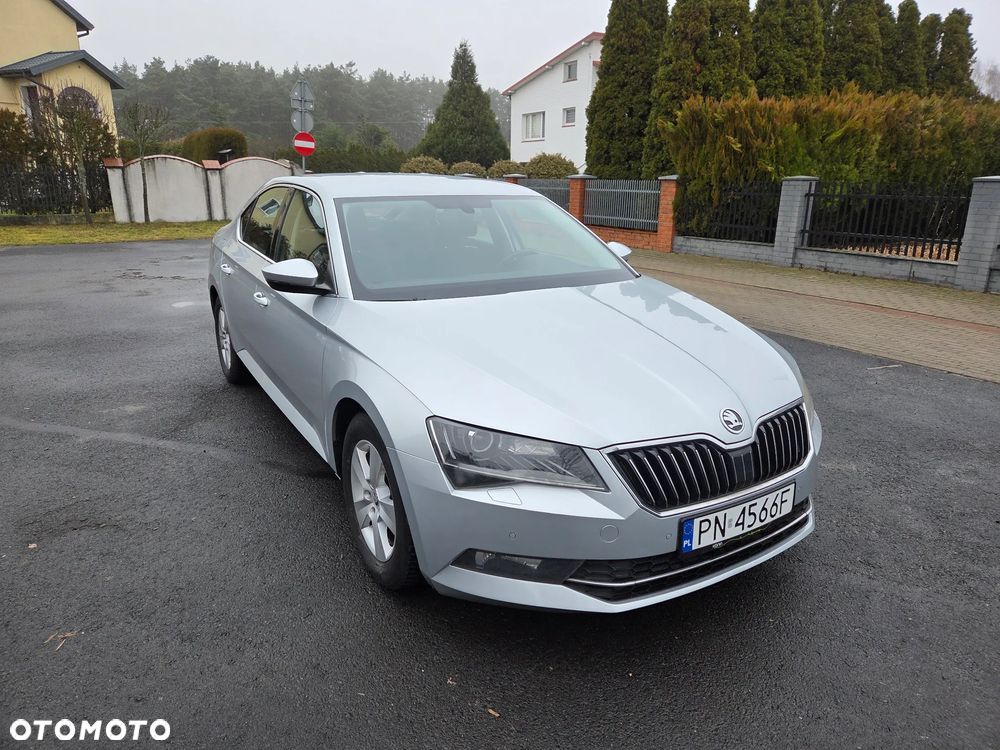 Skoda Superb 1.8 TSI Ambition DSG - 3