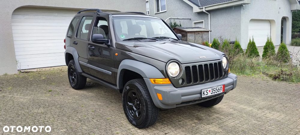 Jeep Cherokee 2.4 Sport - 26