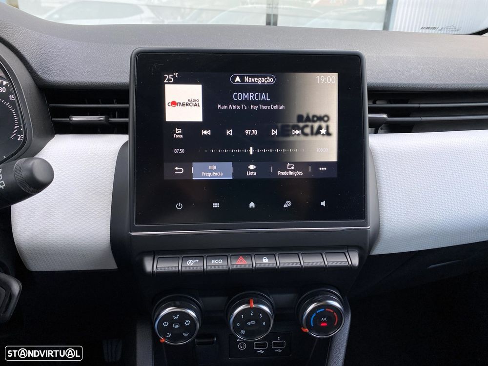 Renault Clio 1.0 TCe Evolution Bi-Fuel - 17