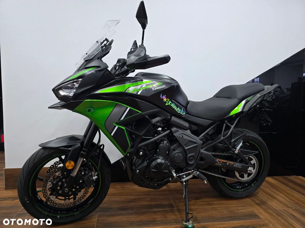 Kawasaki Versys 650 - 16