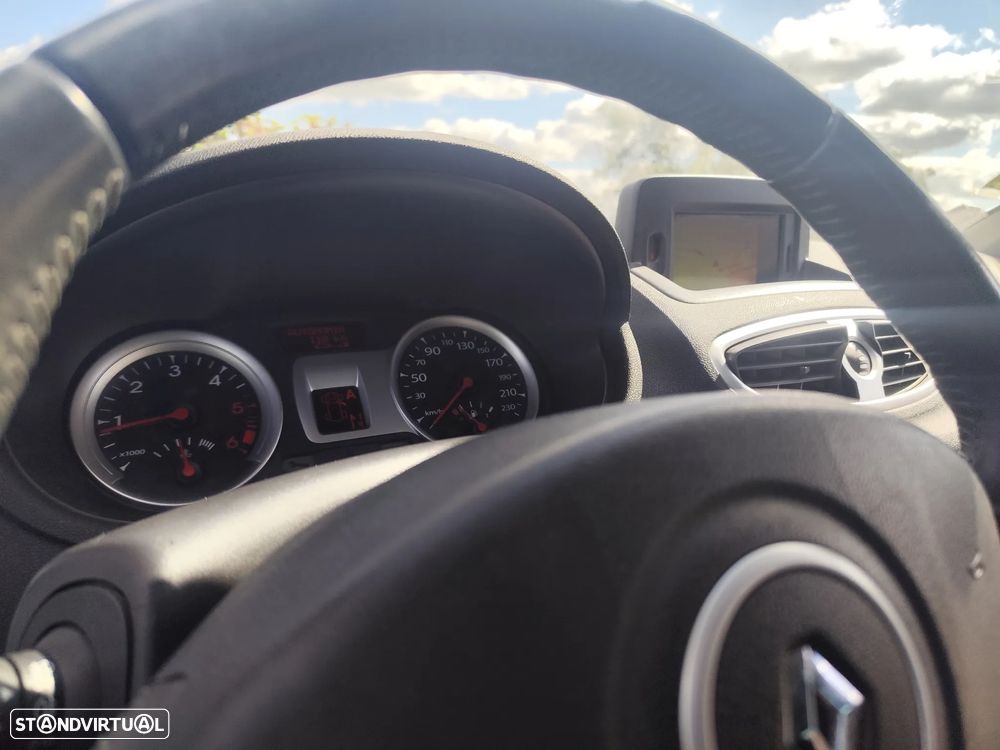 Renault Clio Break - 12