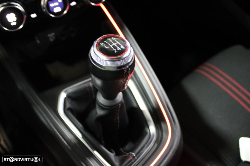 Renault Clio 1.0 TCe RS Line - 21