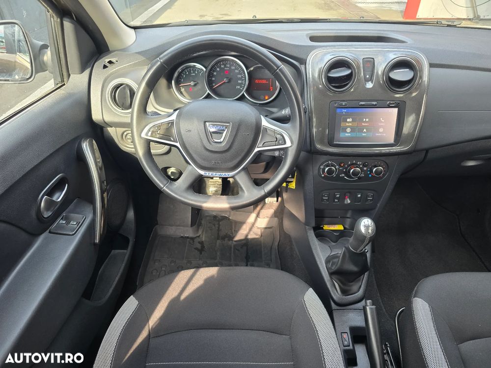 Dacia Logan Stepway 0.9 TCe - 8
