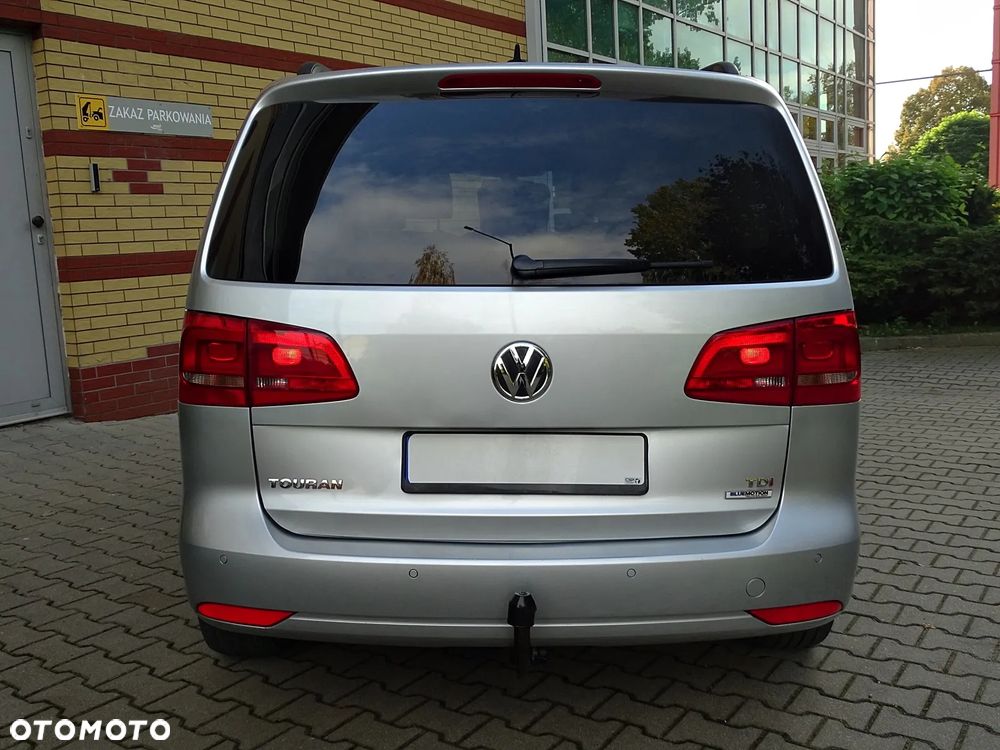 Volkswagen Touran 1.6 TDI DPF BlueMotion Technology Comfortline - 12