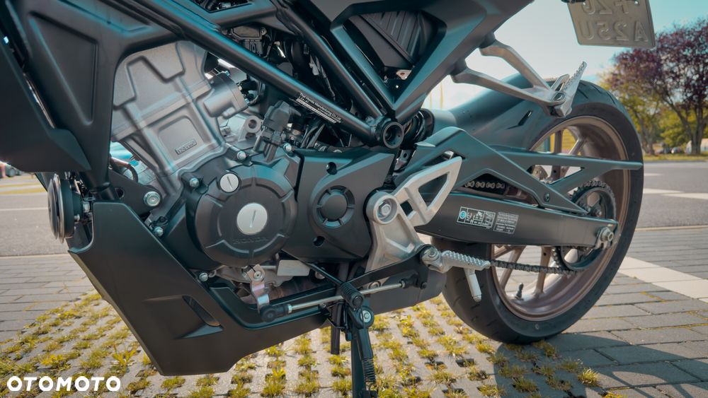 Honda CB - 13