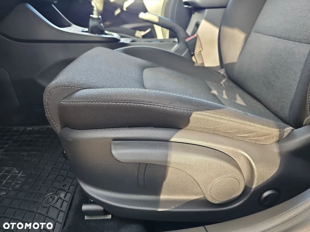 Hyundai i30 1.5 T-GDI 48V Smart - 13