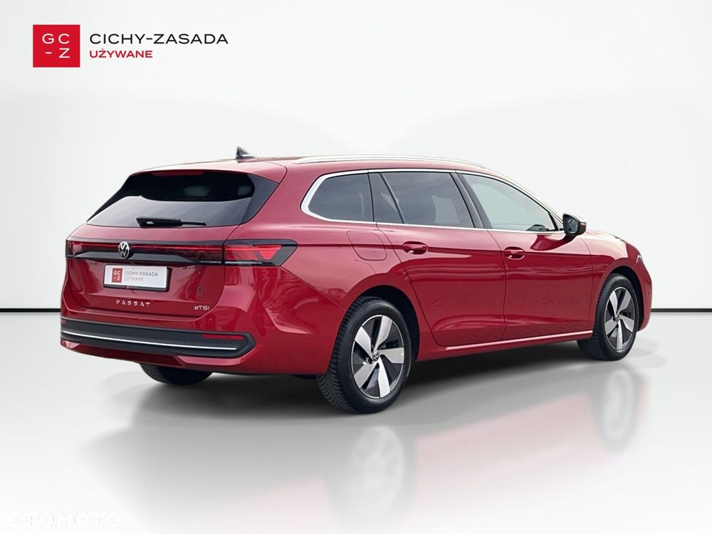 Volkswagen Passat - 6