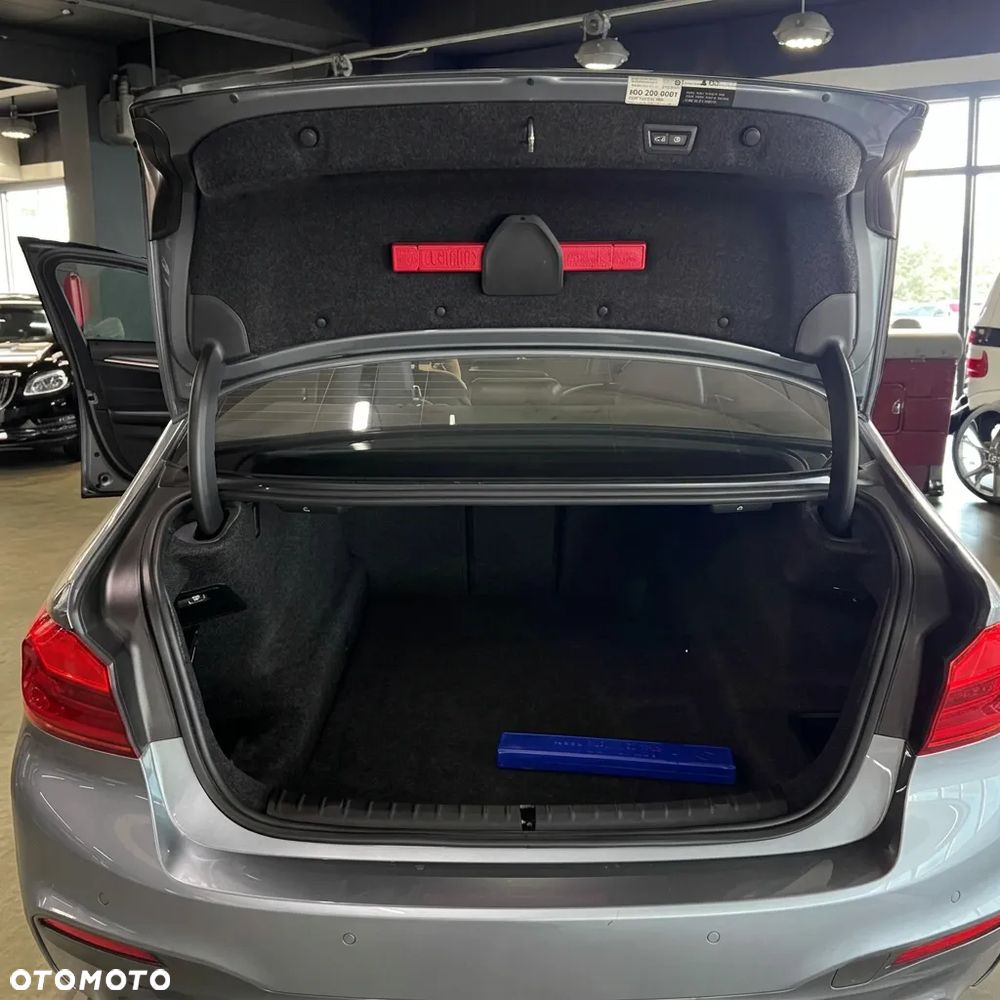 BMW Seria 5 530i M Sport sport - 13