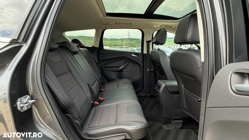 Ford Kuga 2.0 TDCi 4WD Powershift Titanium - 10