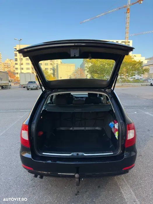 Skoda Superb 1.6 TDI GreenLine - 5