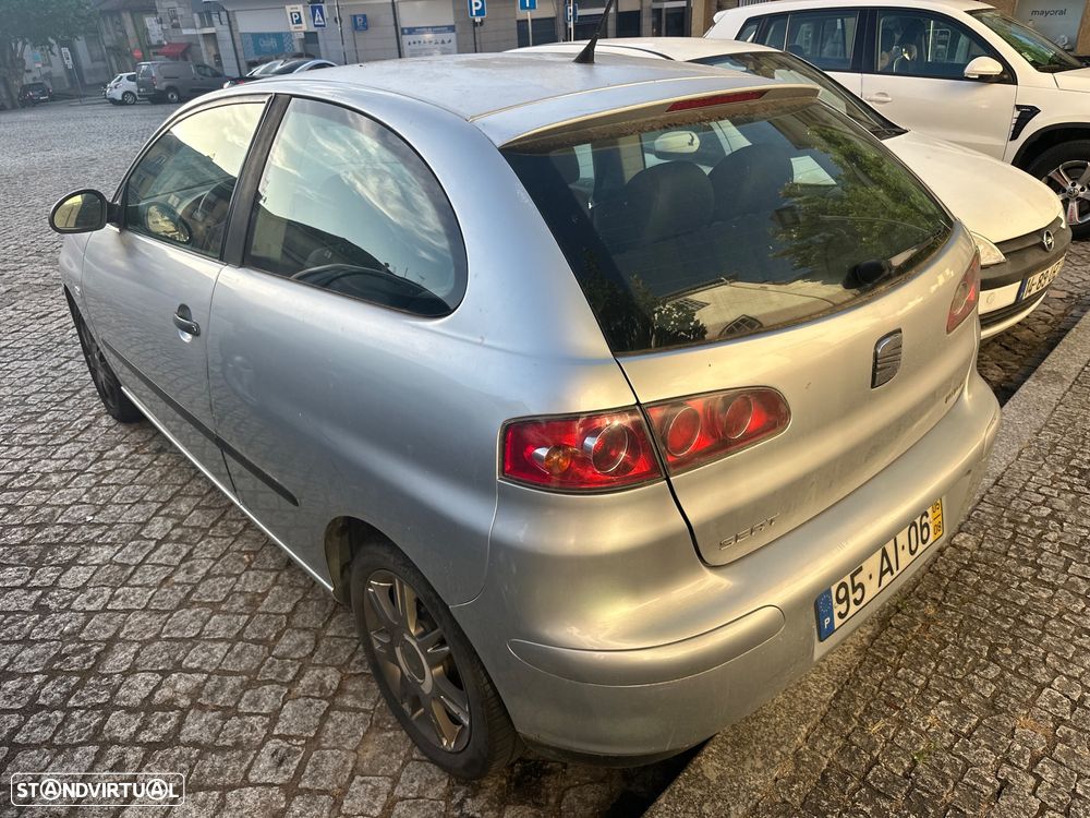 SEAT Ibiza - 4