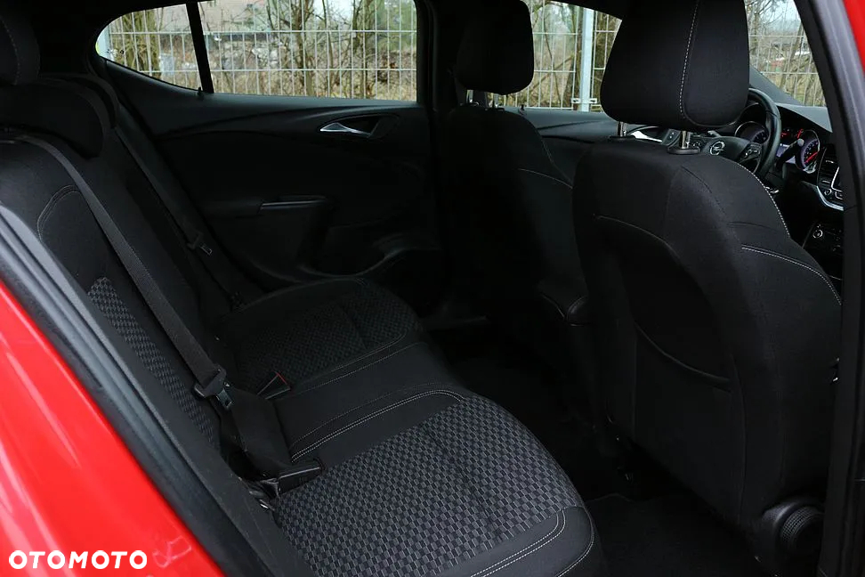 Opel Astra V 1.4 T Dynamic - 22
