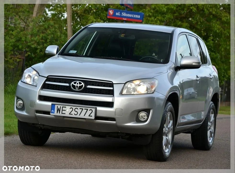 Toyota RAV4 2.2 D-4D 4x4 Executive - 1