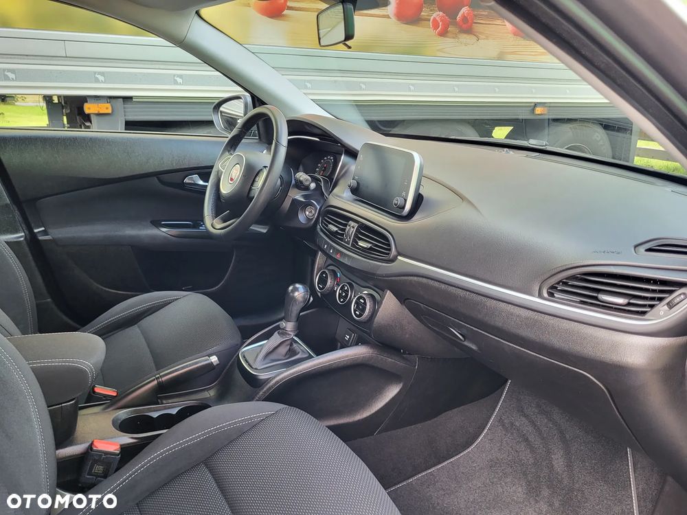 Fiat Tipo 1.6 E-Torq 16v Lounge - 29