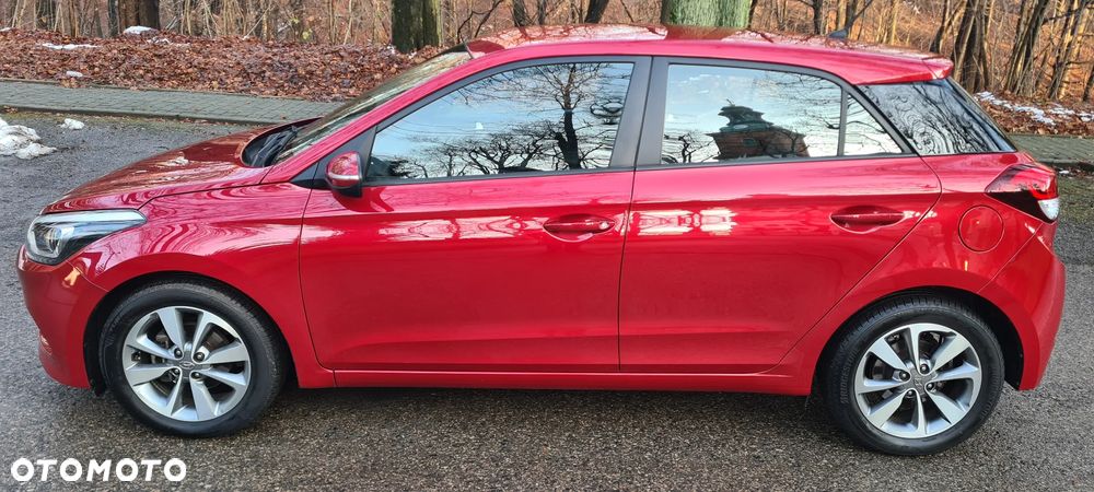 Hyundai i20 1.4 Automatik Style - 4