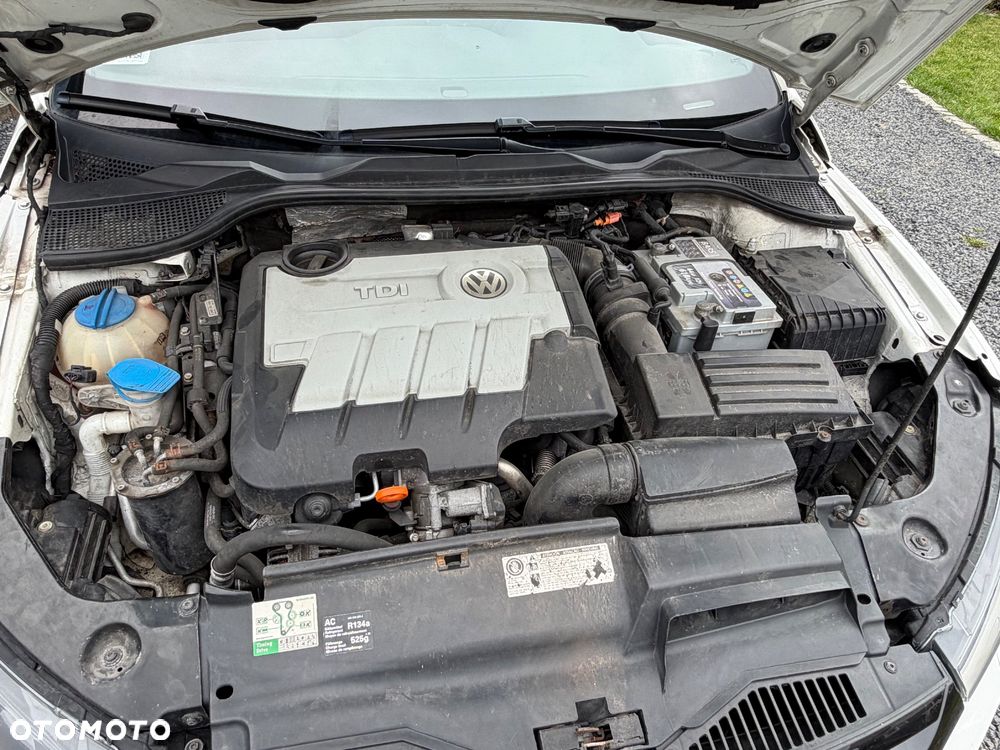 Volkswagen Scirocco 2.0 TDI - 9